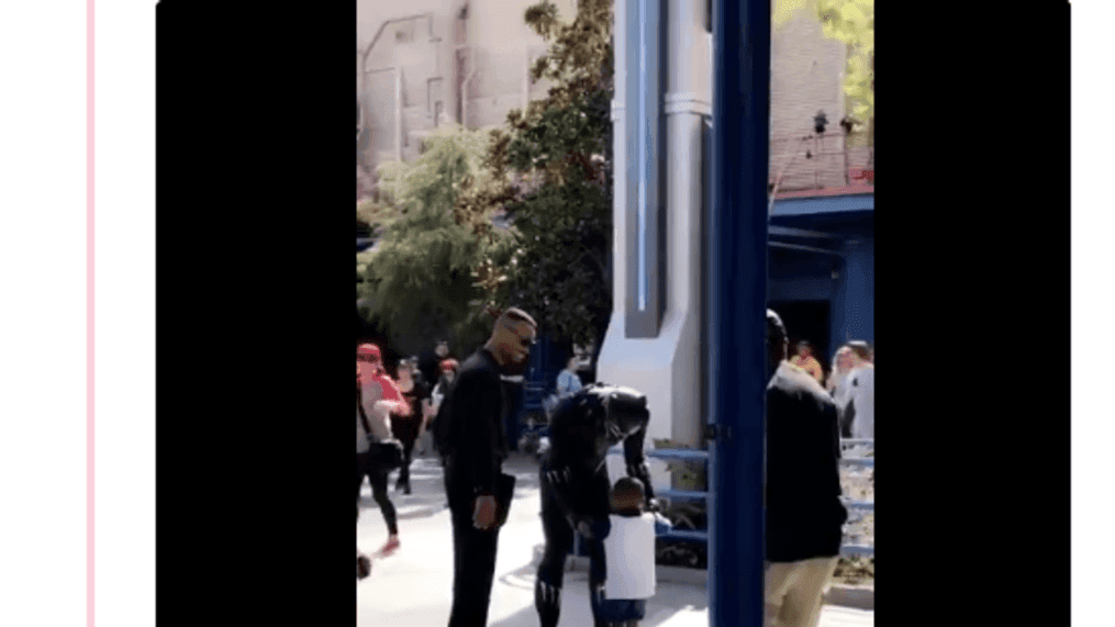 This boy has the best reaction to meeting Black Panther ever (Photo: Screenshot on Twitter)