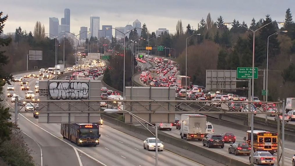 Scoop just launched in the Seattle, Bellevue area, leveraging cars already on the road to be more efficient and carry more than the driver. (KOMO News){&nbsp;}{p}{/p}