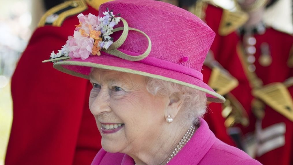 Britain's Queen Elizabeth II  officially opens the new Bandstand at Alexandra Gardens, a day ahead of her 90th birthday, in Windsor, England, Wednesday, April 20, 2016. (Arthur Edwards/Pool Photo via AP)