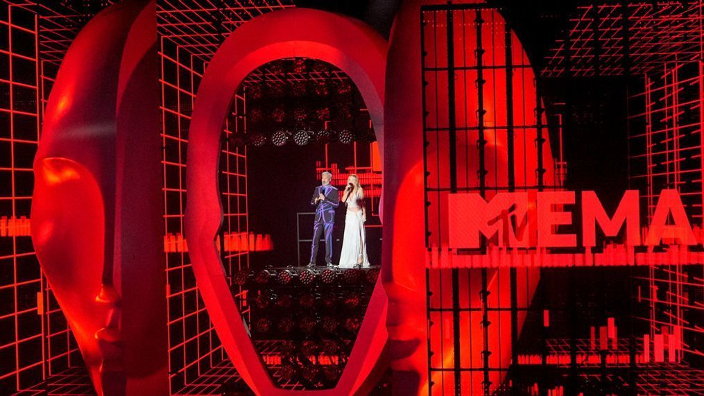 FILE - Taika Waititi, left, and Rita Ora host the European MTV Awards 2022 in Dusseldorf, Germany, on Nov. 13, 2022. (AP Photo/Martin Meissner, File)