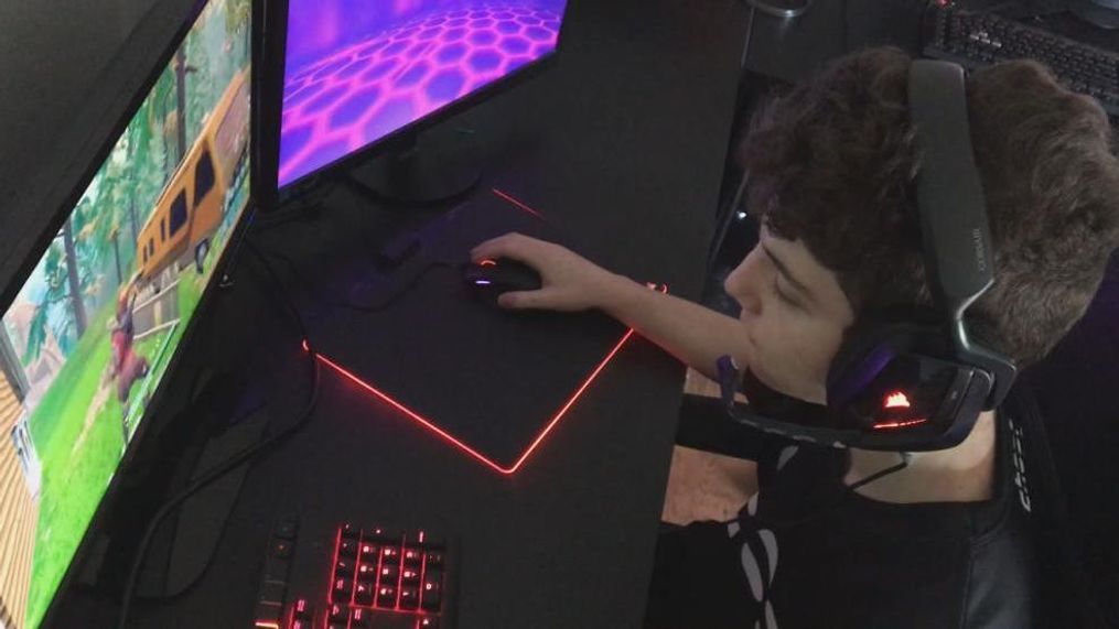 Dublin teen Enzo Simonette was recruited to play the video game Fortnite for a professional team (WSYX/WTTE)