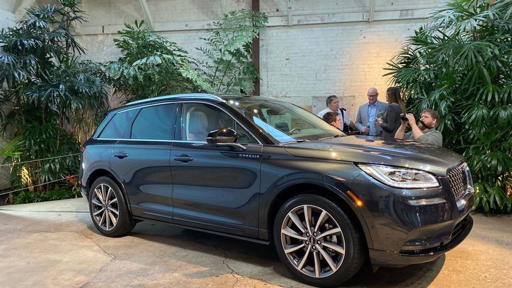 2021 Lincoln Corsair Grand Touring (Sinclair Broadcast Group / Jill Ciminillo)