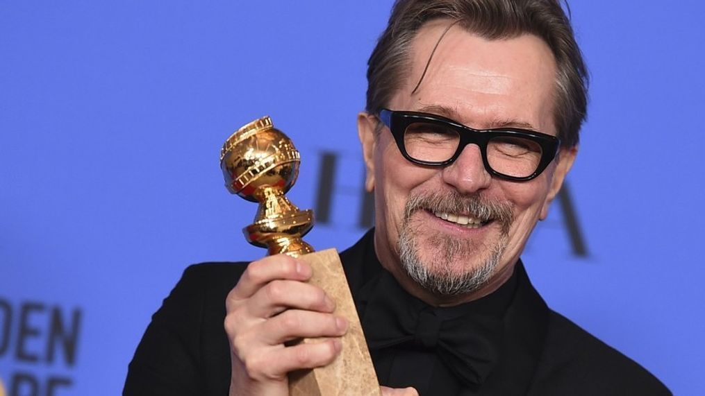 Gary Oldman attends the 75th Golden Globe Awards in Los Angeles, Sunday, Jan. 7, 2018. (Circa)