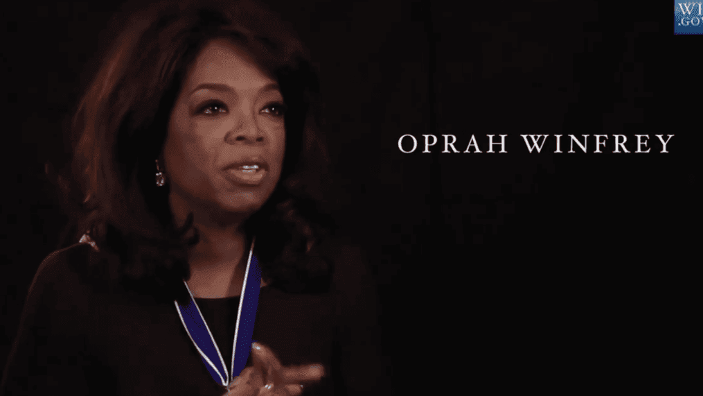 Happy birthday to Oprah! (Obama White House)