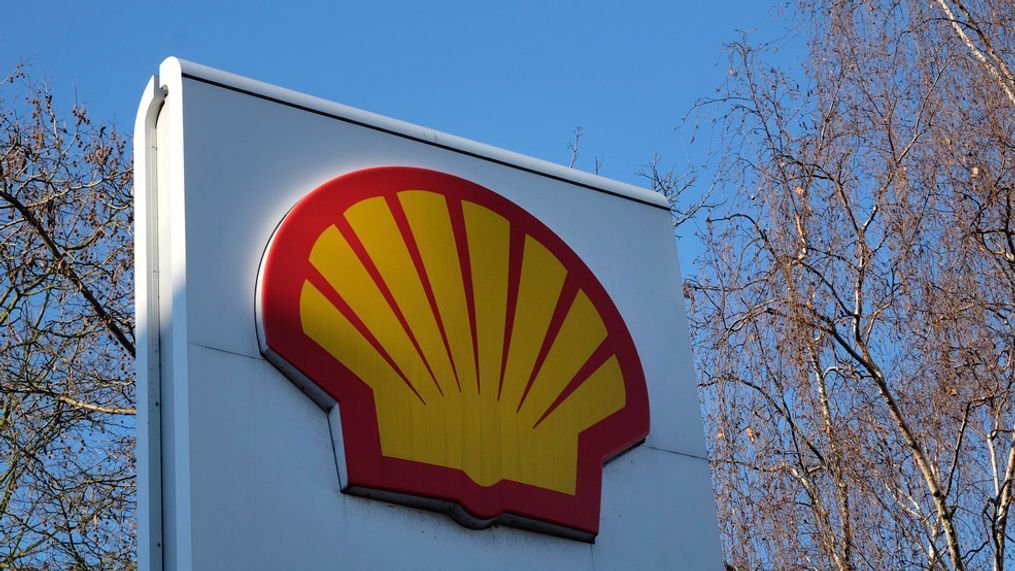 Photo shows the Shell logo at a petrol station in London. Royal Dutch Shell is planning for the day when demand for oil starts fading as major economies move away from oil and increasingly turn to electric-powered cars. (AP Photo/Kirsty Wigglesworth, File)