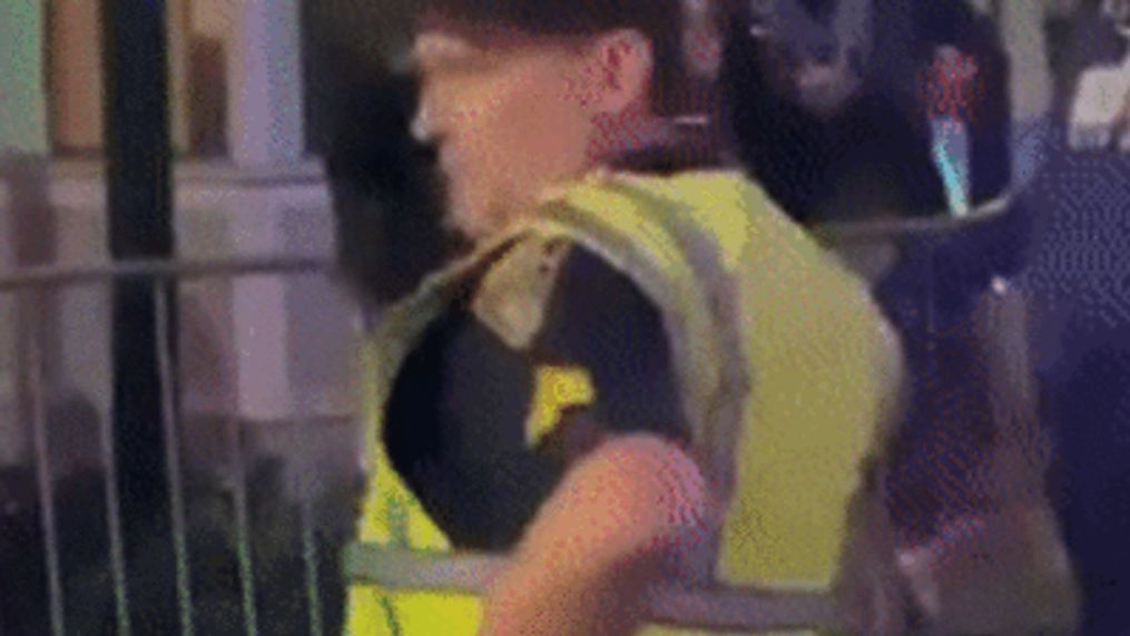 Police officer shows off dance moves at Mardi Gras parade in Mobile, Alabama (Zeb Ramey via Storyful)