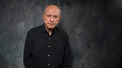 Image for story: Alan Arkin, Oscar-winning 'Little Miss Sunshine' actor, dies at 89