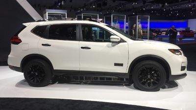 Image for story: 2016 Los Angeles Auto Show: Star Wars goes Rogue with Nissan