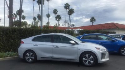 Image for story: 2017 Hyundai Ioniq: A three-prong approach to electrified vehicles [First Look]