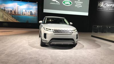 Image for story: 2019 Chicago Auto Show: Land Rover introduces next-gen Evoque