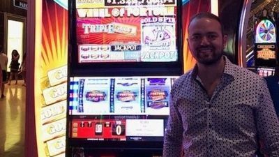 Image for story: JACKPOT: Canadian man wins $1.3 million at The Cosmopolitan