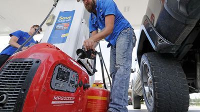 Image for story: Hurricane Harvey likely to boost gas prices for US drivers