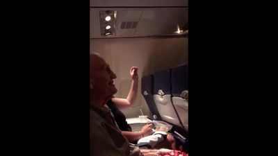 Image for story: Southwest Airlines crew sing 'Happy Birthday' to 101-year-old WWII veteran