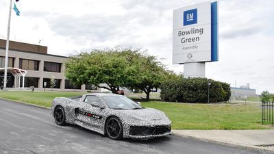 Image for story: GM adds second shift, 400 jobs at Corvette plant for mid-engine C8