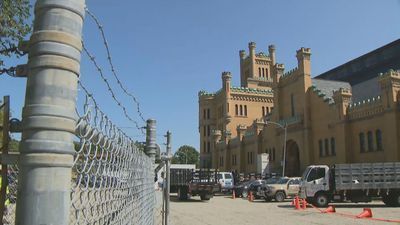 Image for story: Crews building sets for 'Hocus Pocus 2' in Rhode Island