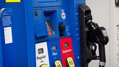 Image for story: Report: Gas prices could surge to over $3/gallon this spring