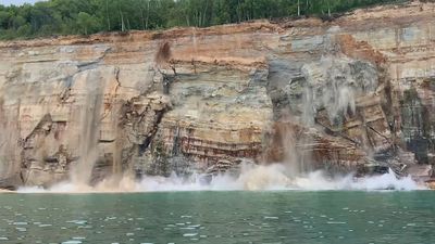 Image for story: VIDEO: Cliff face at Pictured Rocks falls into Lake Superior