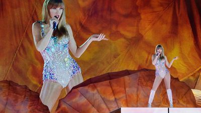 Image for story: Lawmaker challenges Singapore's 'Eras Tour' exclusivity deal with Taylor Swift promoter