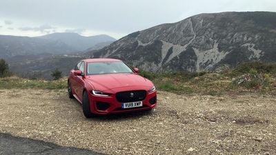 Image for story: 5 things to know about the 2020 Jaguar XE