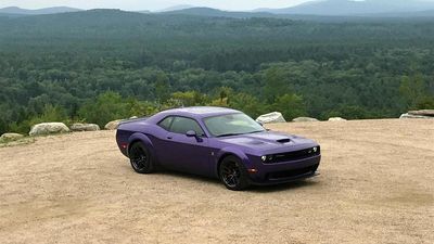 Image for story: PHOTO GALLERY: 2019 Dodge Challenger Scat Pack and Hellcat Redeye