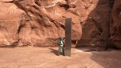 Image for story: Mysterious metal monolith found in remote Utah desert 