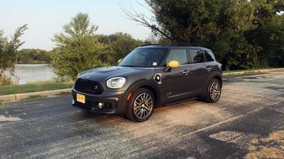 Image for story: PHOTO GALLERY: 2019 Mini Cooper S E Countryman ALL4