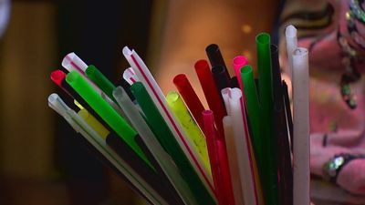 Image for story: Seattle becomes first major city to ban plastic straws and utensils 