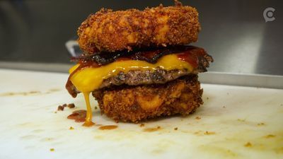 Image for story: Yes, this burger has a bun made of mac & cheese