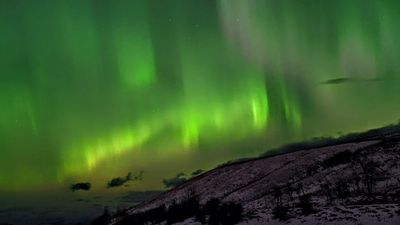 Image for story: Slideshow: Northern lights fill Montana sky