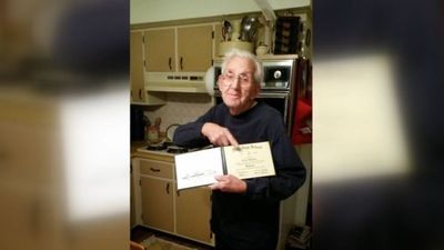 Image for story: Michigan program helps WWII vets get their high school diplomas 