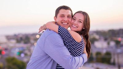 Image for story: Couple who survived Las Vegas mass shooting receives free wedding