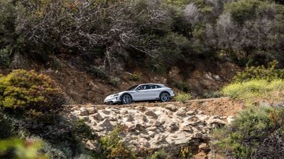 Image for story: Porsche adds wagon to upcoming Taycan electric lineup