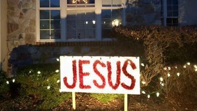 Image for story: Homeowners association demands 'Jesus' sign be taken down