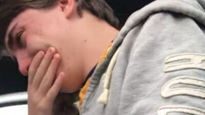 Image for story: 20-year-old Tennessean moved to tears after community gifts him a car