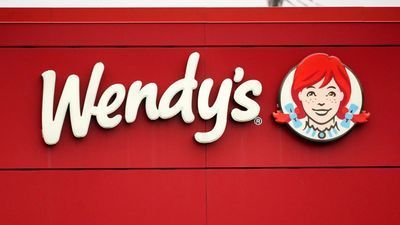 Image for story: Wendy's plans for demand-based surge pricing by 2025 