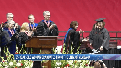 Image for story: 87-year-old woman graduates from the University of Alabama