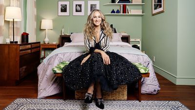 Image for story: Stay in Carrie Bradshaw's NYC brownstone hosted by Sex and the City's Sarah Jessica Parker