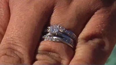 Image for story: Woman's wedding ring recovered from Lake Michigan by stranger