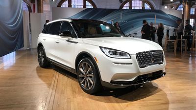 Image for story: 2019 New York Auto Show: Lincoln adds another star to its lineup