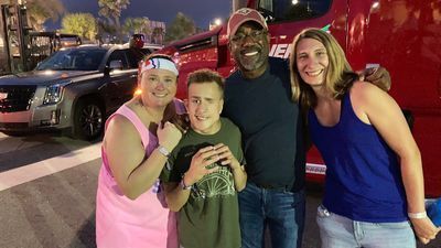 Image for story: Young Darius Rucker super fan gets surprise of a lifetime at music festival