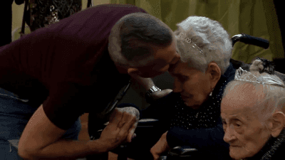 Image for story: Three Las Vegas women celebrate their 100th birthday on the same day