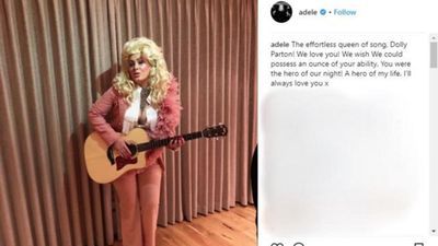 Image for story: Adele pays tribute to Dolly Parton, transforms into country star