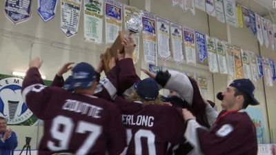 Image for story: Florida high school wins hockey championship days after students, teachers killed