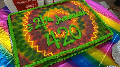 Image for story: Celebrating the famous 4/20 in Weed, California