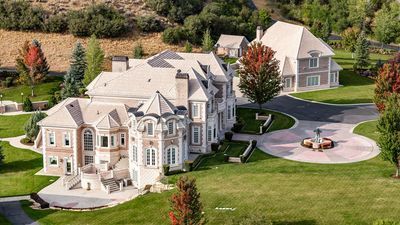 Image for story: PHOTO TOUR: 48 million dollar home; a look inside Utah's most-expensive property for sale