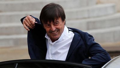 Image for story: France wants to stop sales of gas and diesel cars by 2040