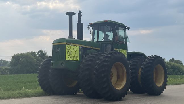 The Northeast Wisconsin community rallied to give hospice patient Niles Kettner one last smile with a John Deere parade on Aug. 9, 2023. (WLUK/Mike Moon)