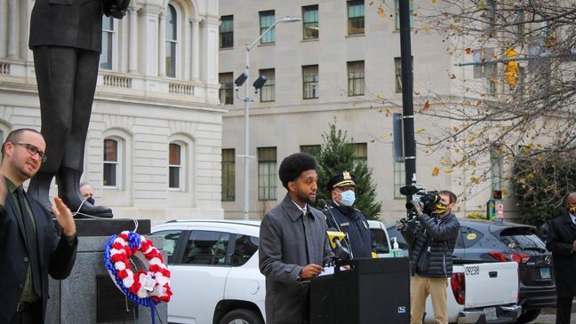 On December 9, 2020, Baltimore Mayor Brandon Scott announces the closing of restaurants in Baltimore on Friday, December 11, 2020 (WBFF)