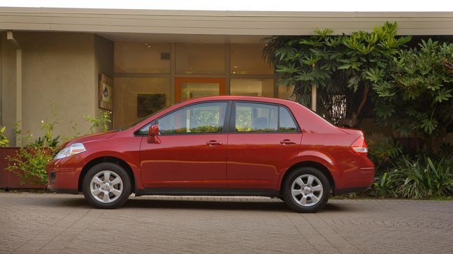 2011 Nissan Versa Sedan (Image courtesy of Nissan North America)