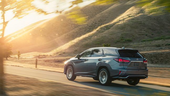 2020 Lexus RX{&nbsp;} (Image courtesy of Toyota Motor Sales, USA)